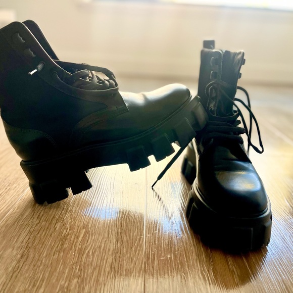 Monolith leather and Re-Nylon boots with pouch - Picture 8 of 8